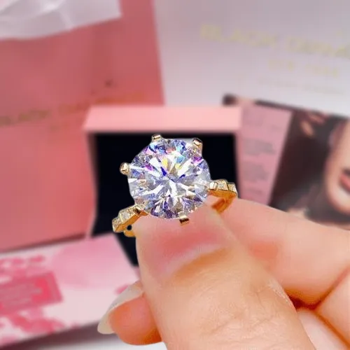 5 Carat Round Cut Crackling Diamond Engagement Ring